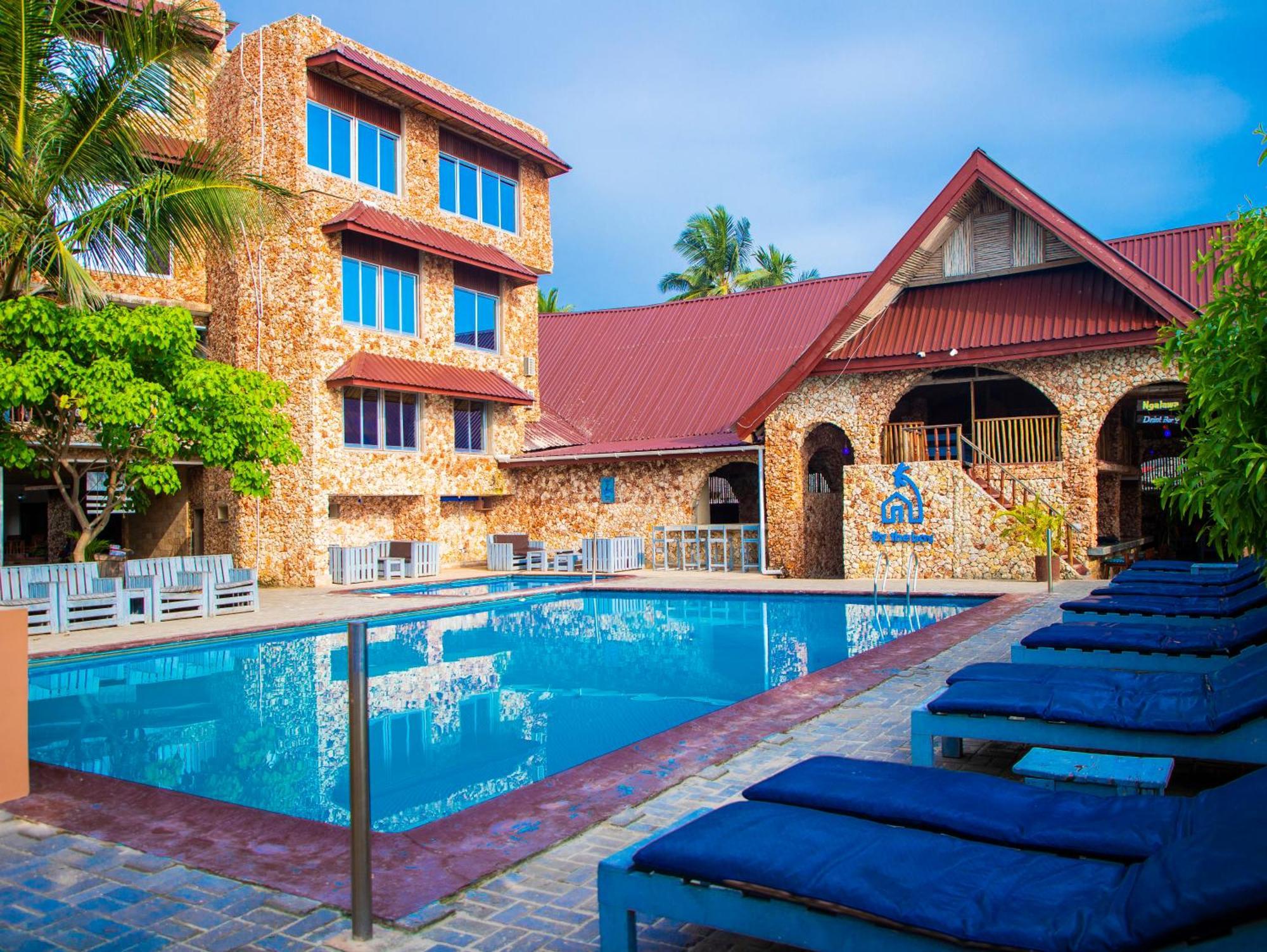 Serene Beach Resort Dar es Salaam Esterno foto